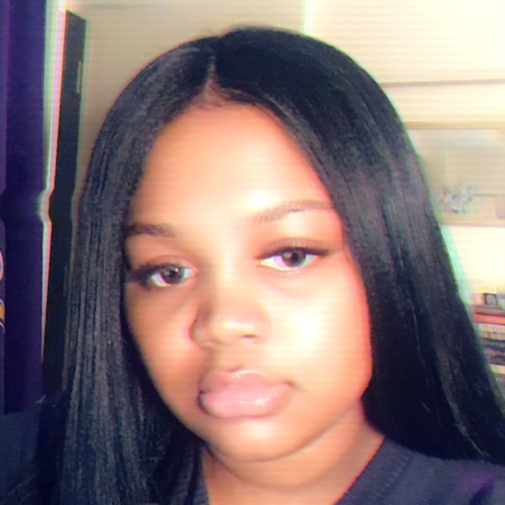 Meet your Posher, Gigi